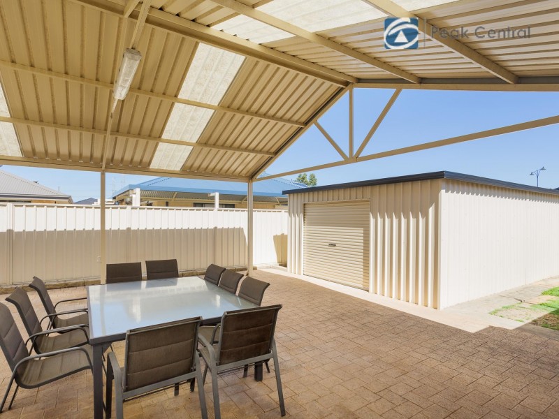 20 Swallowtail Avenue, Success WA 6164