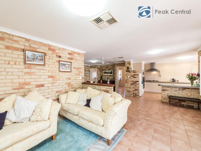 30 Molloy Circuit, Atwell WA 6164