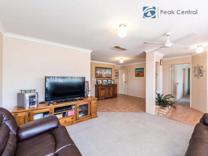 30 Molloy Circuit, Atwell WA 6164