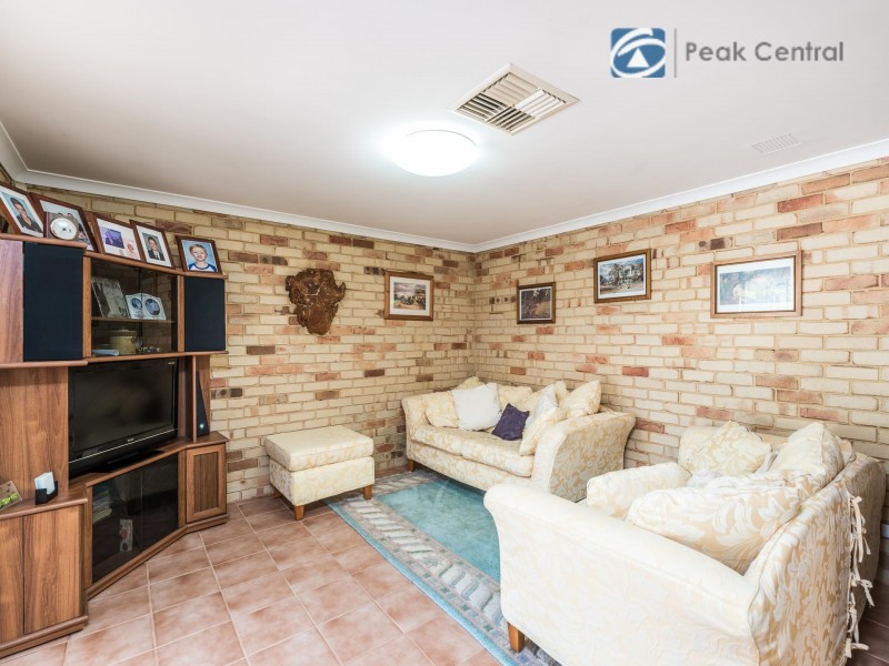 30 Molloy Circuit, Atwell WA 6164