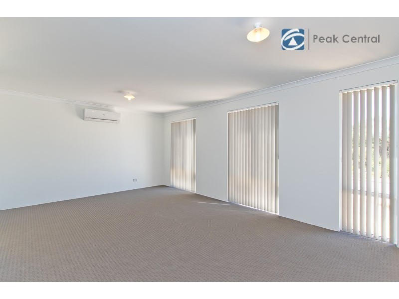 41 Bruny Meander, Wandi WA 6167