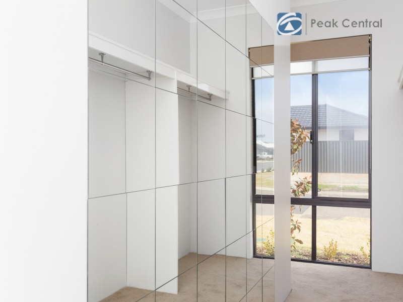 22 Yarrow Street, Banjup WA 6164