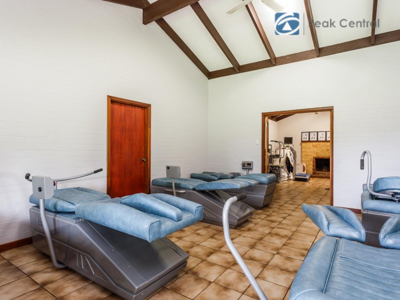 43 Blair Road, Oakford WA 6121