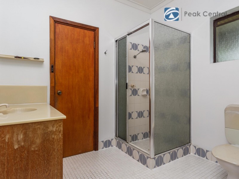 43 Blair Road, Oakford WA 6121