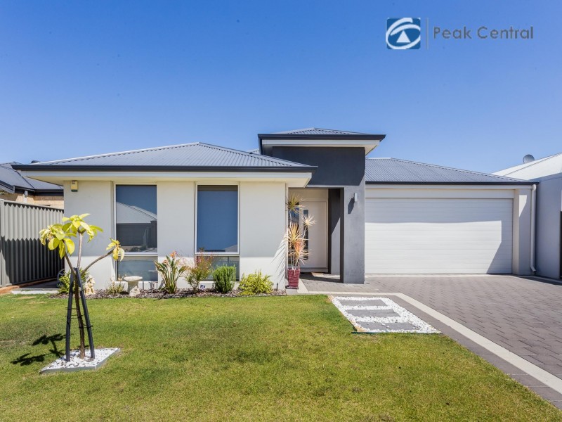 7 Lomond Crescent, Wandi WA 6167