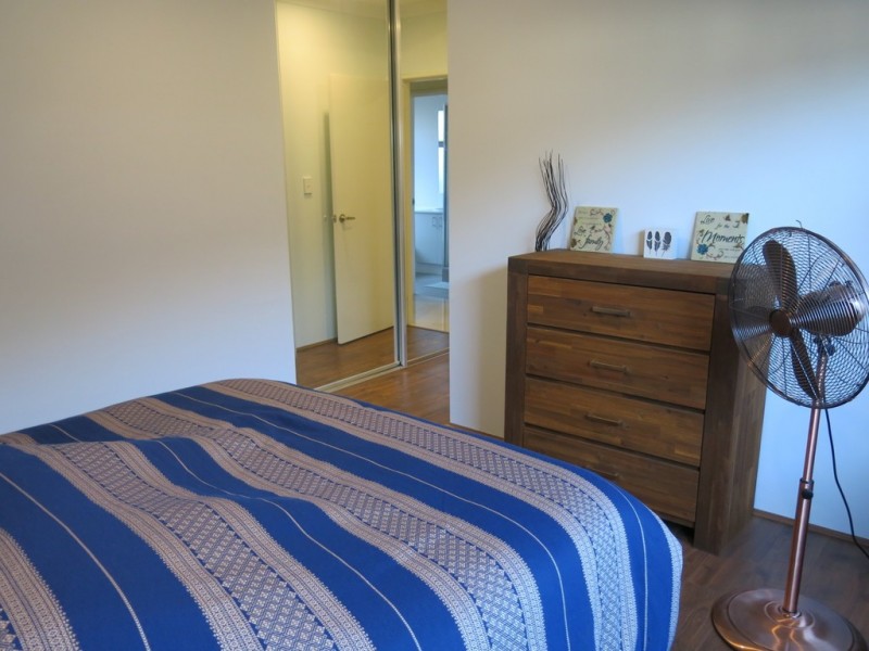 15 Hickman Drive, Piara Waters WA 6112