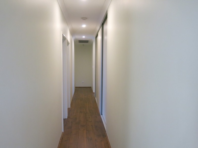 15 Hickman Drive, Piara Waters WA 6112