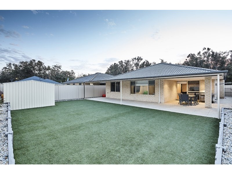 5 Modong Nook, Success WA 6164
