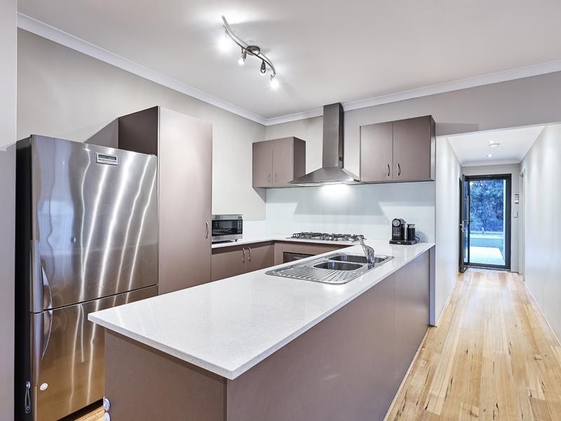 5 Modong Nook, Success WA 6164