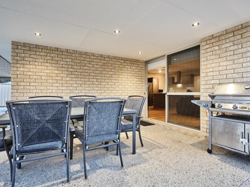 5 Modong Nook, Success WA 6164