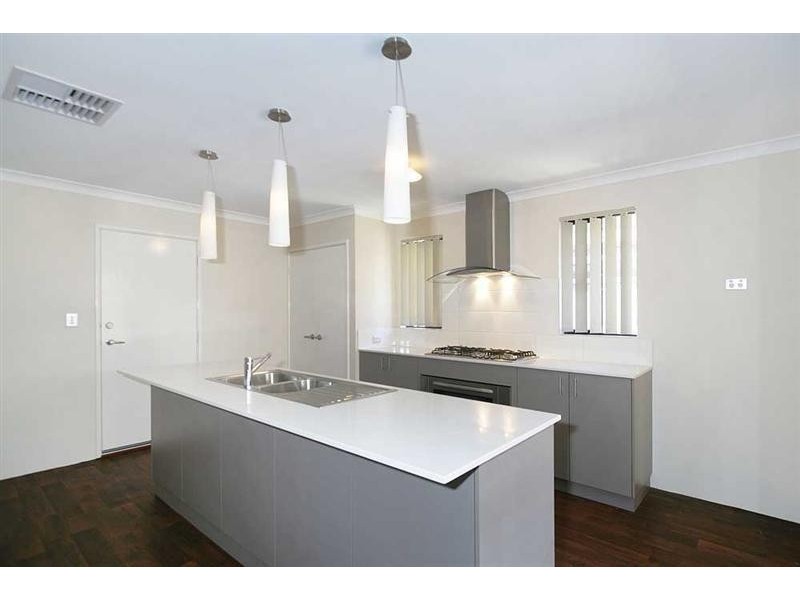 20 Archdale Loop, Piara Waters WA 6112