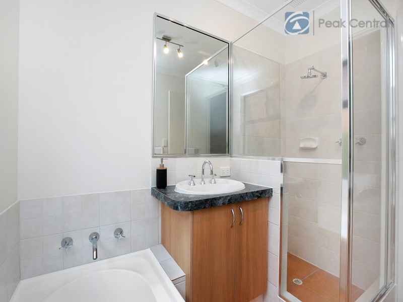 20 Jagoe Loop, Willagee WA 6156