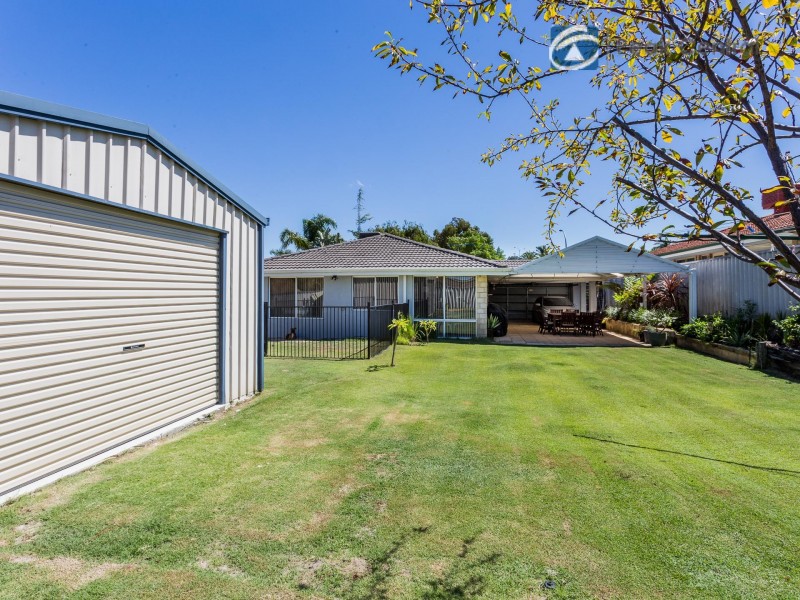 16 Seabrook Place, Success WA 6164