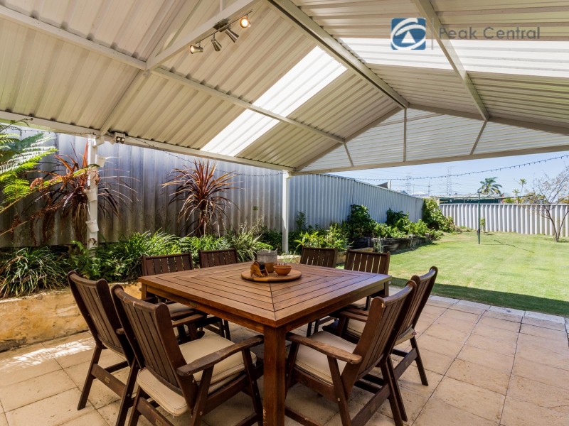 16 Seabrook Place, Success WA 6164