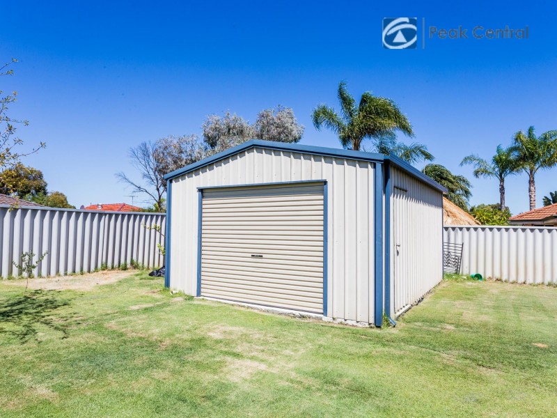 16 Seabrook Place, Success WA 6164