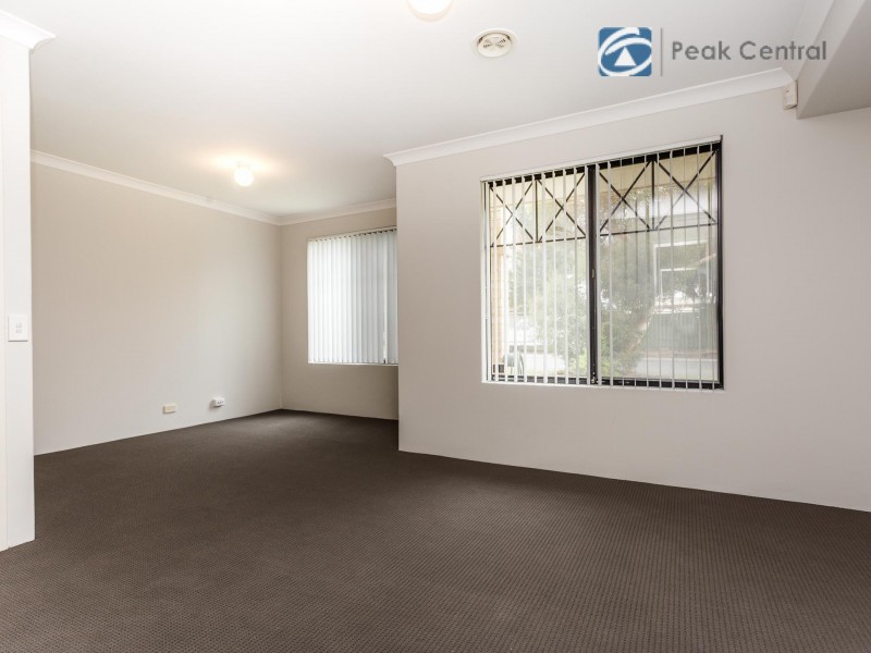 4 Bosci Court, Atwell WA 6164