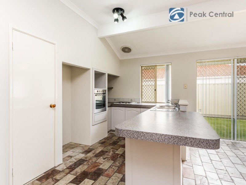 4 Bosci Court, Atwell WA 6164
