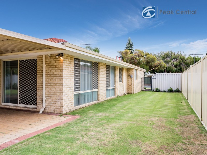 4 Bosci Court, Atwell WA 6164