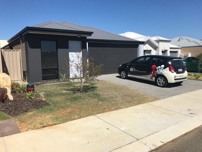 22 Minnie Grove, Hilbert WA 6112
