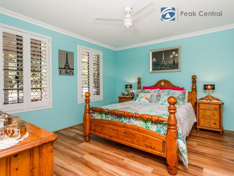 25 Windchime Tce, Atwell WA 6164