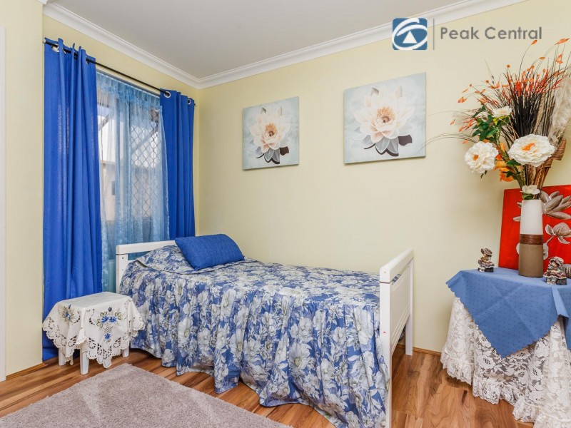 25 Windchime Tce, Atwell WA 6164