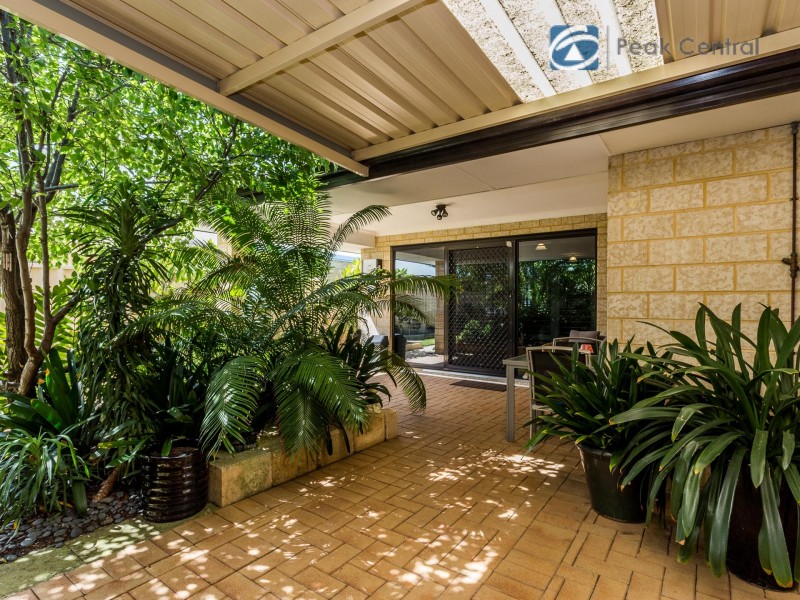 25 Windchime Tce, Atwell WA 6164