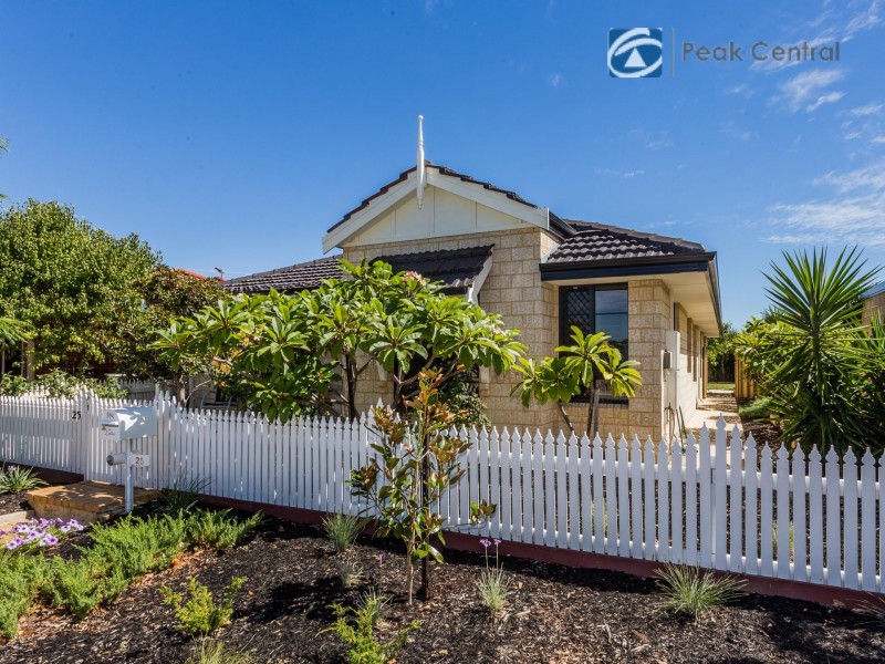 25 Windchime Tce, Atwell WA 6164