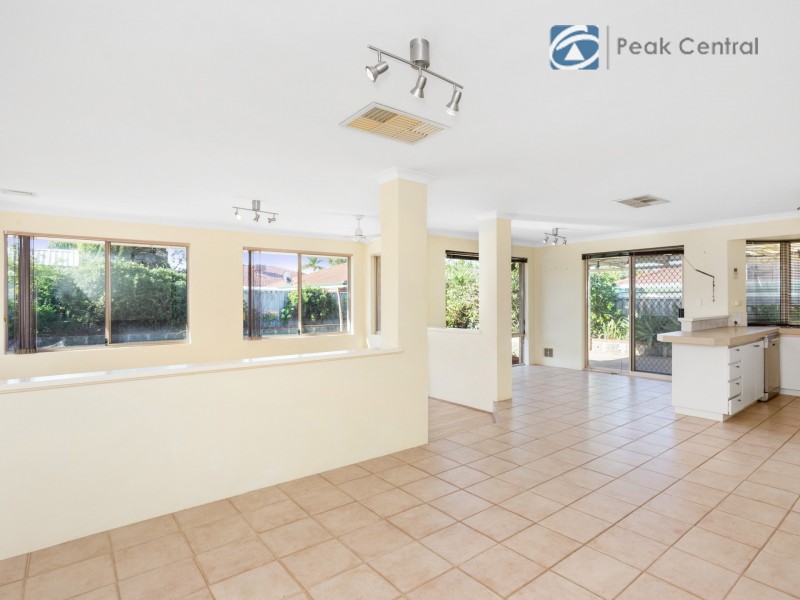 11 Dreier Court, Atwell WA 6164