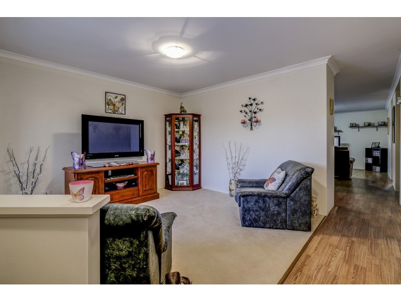 8 Satyr Way, Success WA 6164