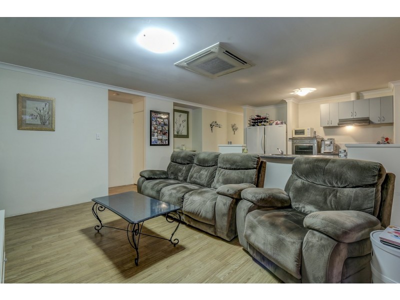 8 Satyr Way, Success WA 6164