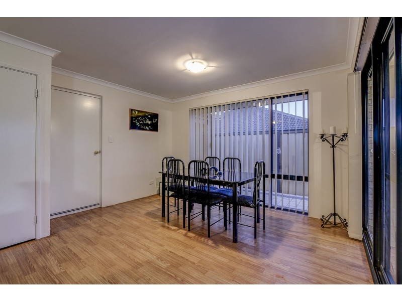 8 Satyr Way, Success WA 6164