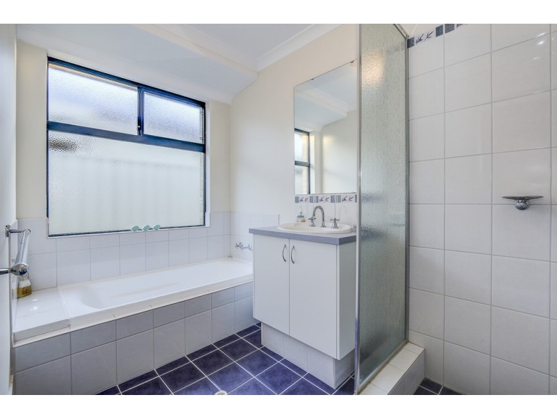 8 Satyr Way, Success WA 6164