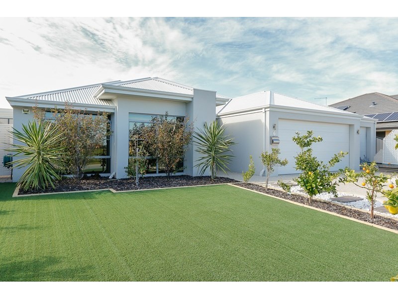 6 Stowe Gardens, Aubin Grove WA 6164