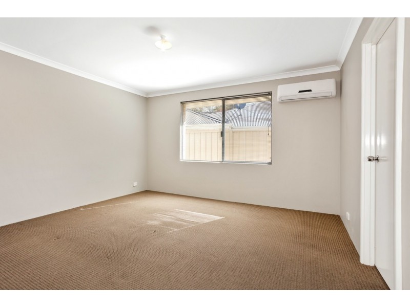 11 Modong Nook, Success WA 6164