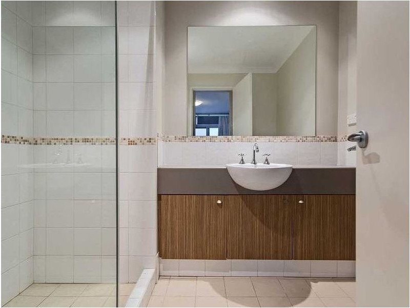 24/105 Wentworth Parade, Success WA 6164