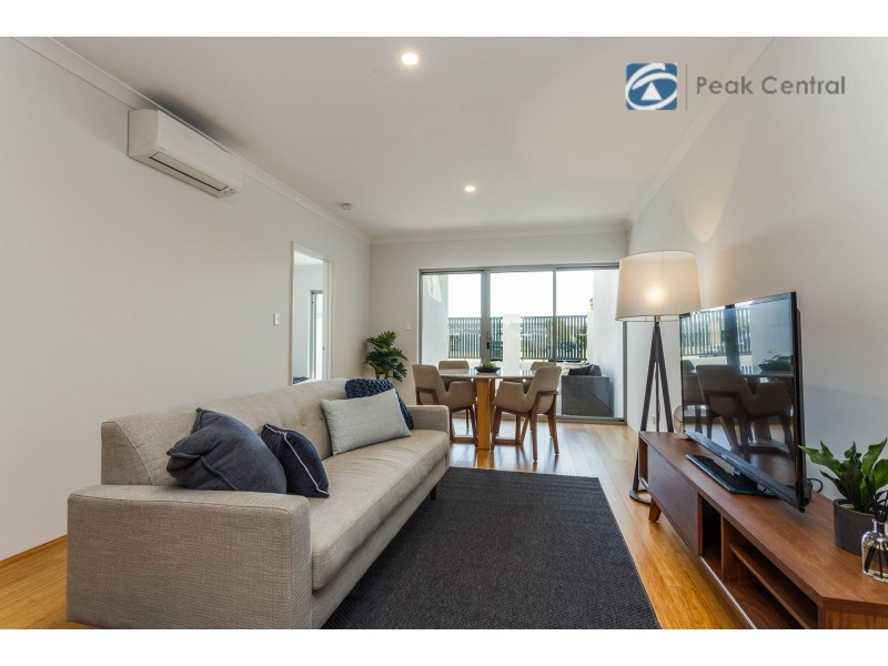 2/180 Bartram Road, Atwell WA 6164