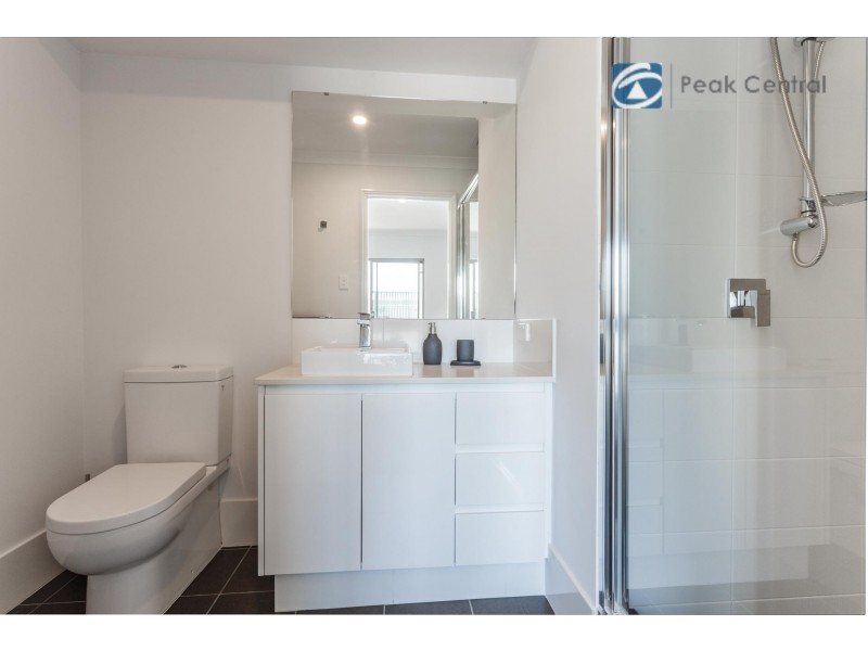 3/180 Bartram Road, Atwell WA 6164