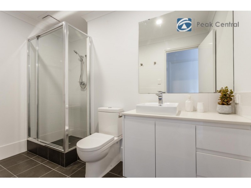 7/180 Bartram Road, Atwell WA 6164