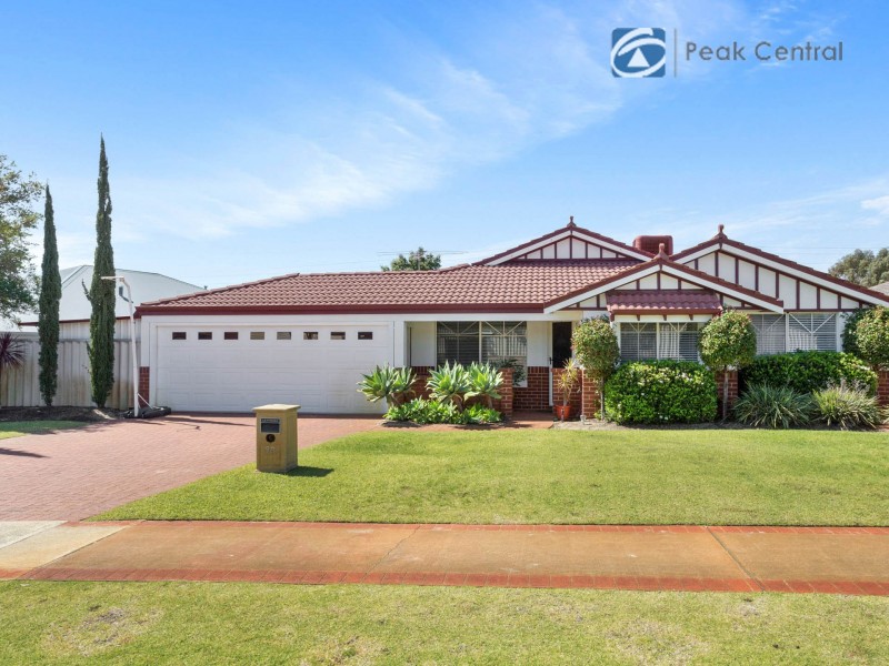 98 Baningan Avenue, Success WA 6164