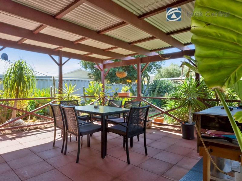 98 Baningan Avenue, Success WA 6164