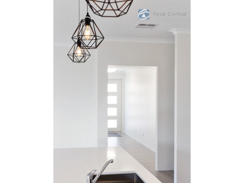 6 Lican Street, Banjup WA 6164