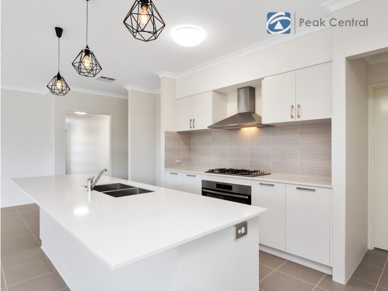 6 Lican Street, Banjup WA 6164