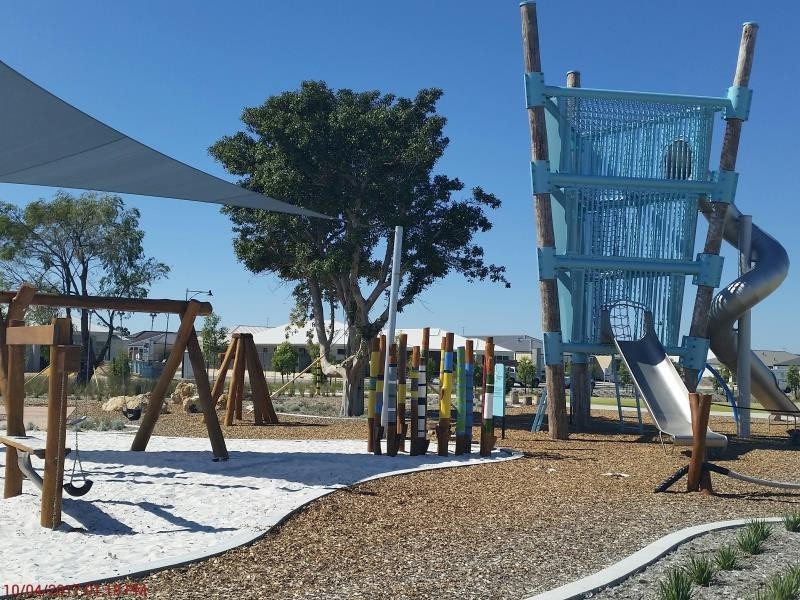 42 Sunstone Blvd, Banjup WA 6164