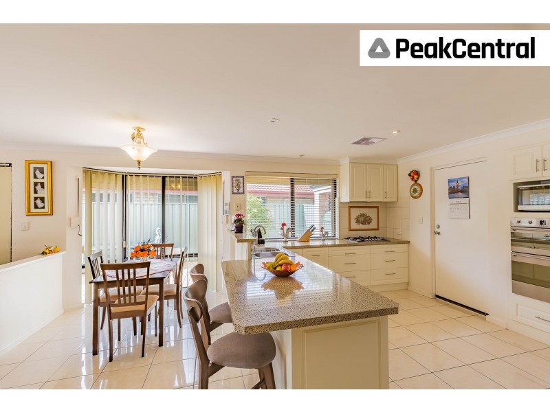 72 Folland Pde, Atwell WA 6164