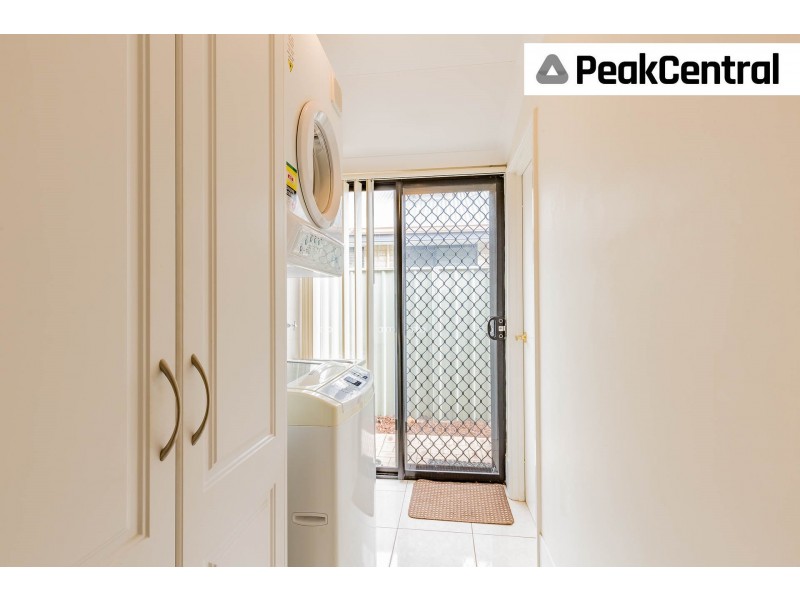 72 Folland Pde, Atwell WA 6164