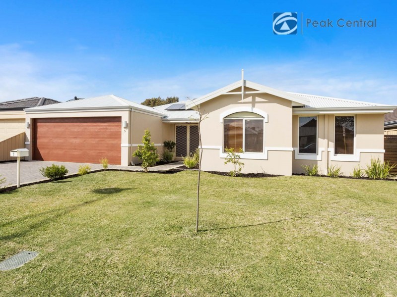 5 Tongaroo Bvd, Success WA 6164