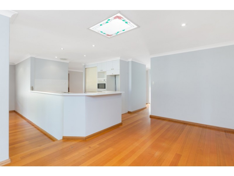 16 Scarp Terrace, Willetton WA 6155