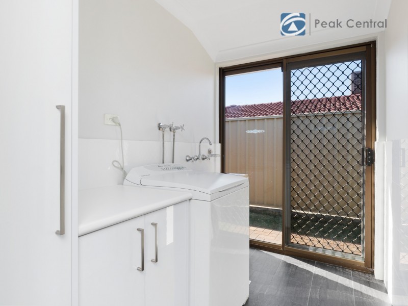 16 Scarp Terrace, Willetton WA 6155