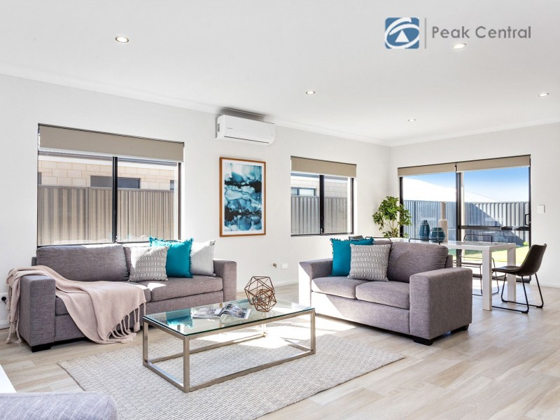 4 Latite Way, Banjup WA 6164