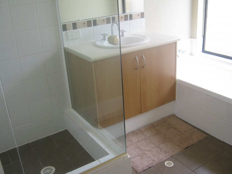 21 Serene Bend, Atwell WA 6164